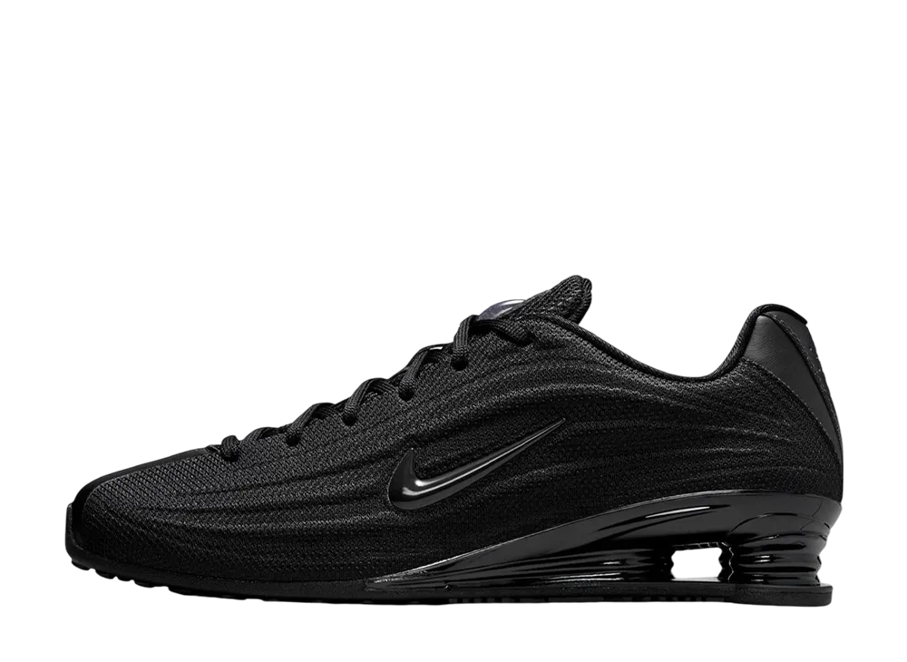 ナイキ ウィメンズ ショックス Z "ブラック/ブラック-ユニバーシティレッド"