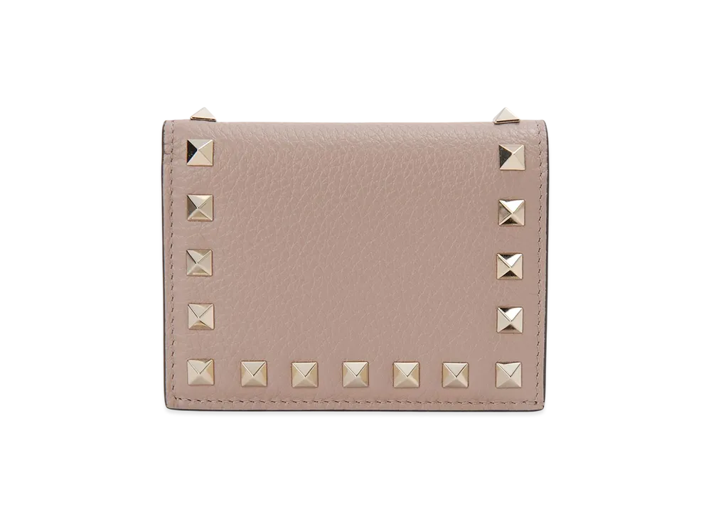 ヴァレンティノ ガラヴァーニ ロックスタッド フラップウォレット "ピンクベージュ/ゴールド" 4W2P0P39VSH P45