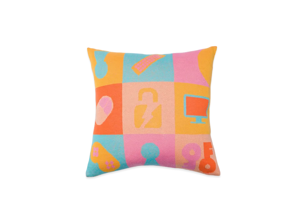 ボルトルーム クッション vaultroom ジャガード モリスデザインスタジオ ジャカード織クッションカバー〈いちご泥棒