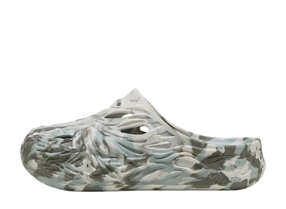 プーマ MB04 スライド "フェザーグレー/クールミッドグレー/クールダークグレー"