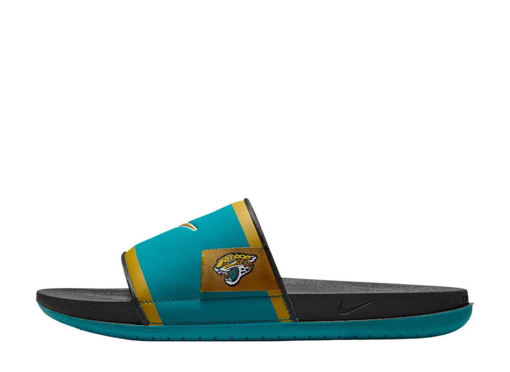 ジャクソンビル ジャガーズ × ナイキ オフコート スライド "ブラステリー/ダークスモークグレー/オーカー"