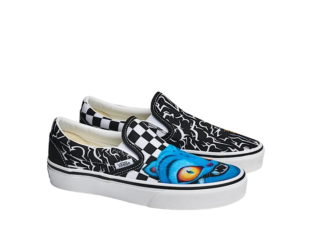 KPop Demon Hunters × Vans Big Kids Slip-On "Black/White"