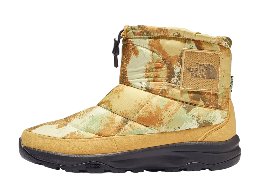 ザノースフェイス ヌプシブーティ ウォータープルーフ ロゴ ショート スペシャルエディション "イボルブテクスチャアーモンドバター/ケルプタン"