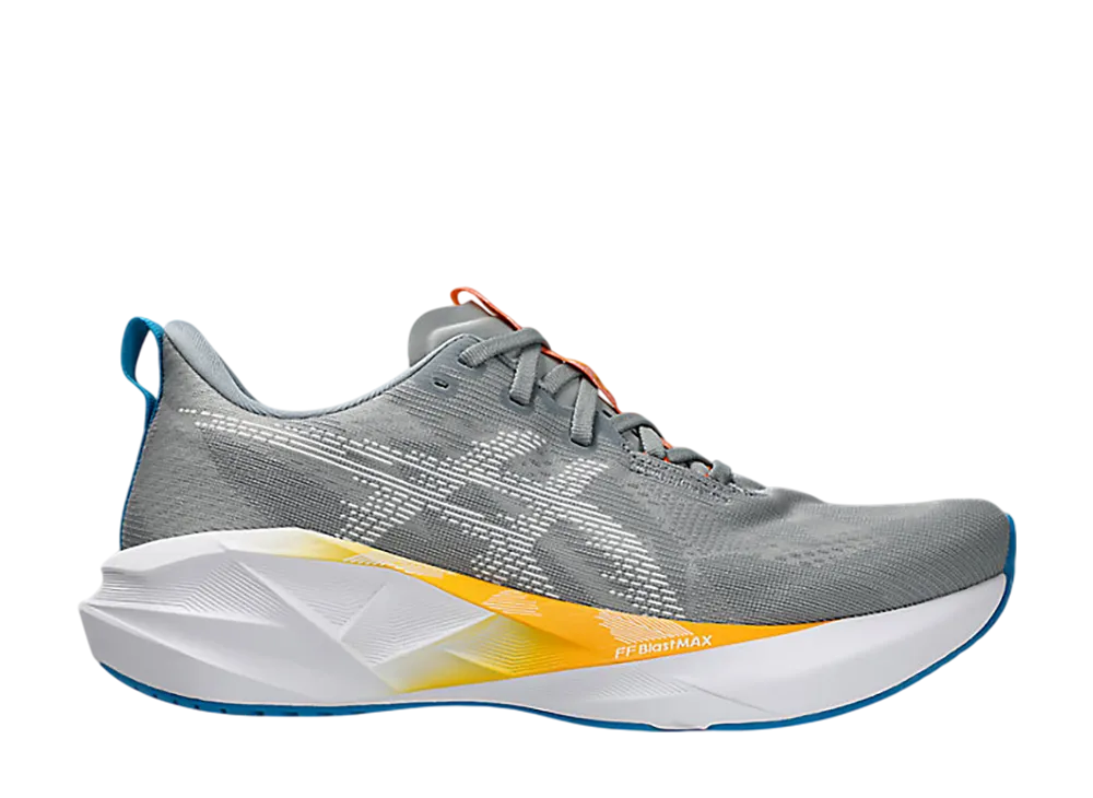 Asics Novablast 5 "Gravel/White"