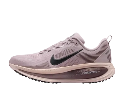 Nike Women's Vomero 18 "Particle Rose/Silt Red/Tattoo/Off Noir"