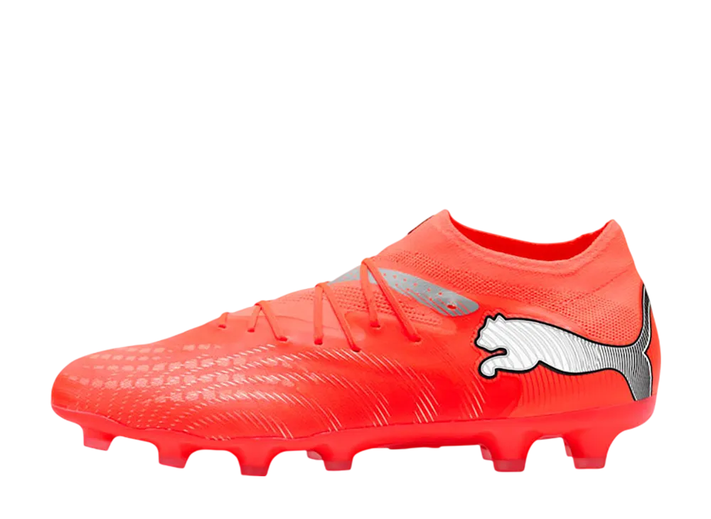 プーマ フューチャー9 プロ HG/AG "グローイングレッド/プーマホワイト/プーマブラック/プーマシルバー"