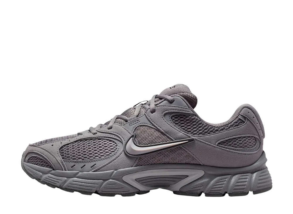ナイキ V5 ランナー "ペンシルポイント/アトモスフィアグレー"