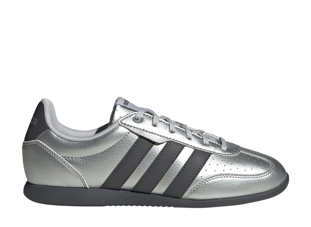 アディダス ウィメンズ バレダ ロー  "マットシルバー/グレーシックス"