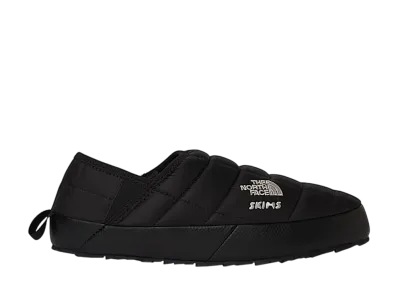 Skims × The North Face Women's Thermoball Traction V Mule "Onyx"