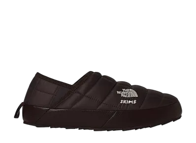 Skims × The North Face Women's Thermoball Traction V Mule "Phoenix"