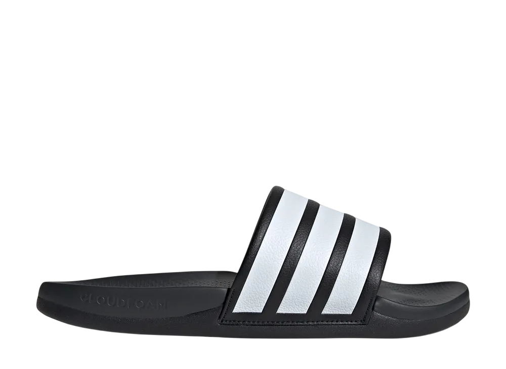 アディダス アディレッタ コンフォート2.0 スライド "コアブラック/クラウドホワイト/カーボン"