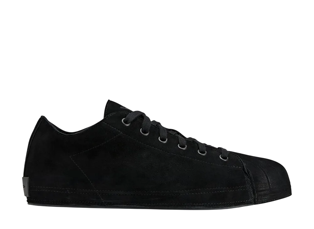 アディダス ワイスリー ニッツァスター ロー "トリプルブラック"