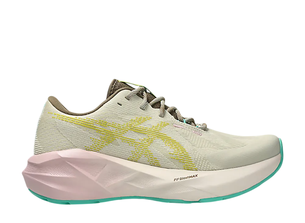 Asics Women's Novablast 5 TR "Light Dust/Cacti"
