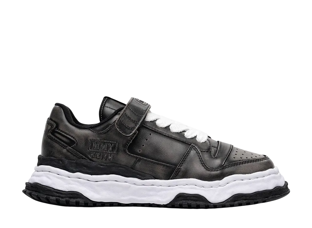メゾンミハラヤスヒロ キース オリジナルソール ヴィンテージ エフェクト レザーローカットスニーカー "ブラック" (A16FW715)