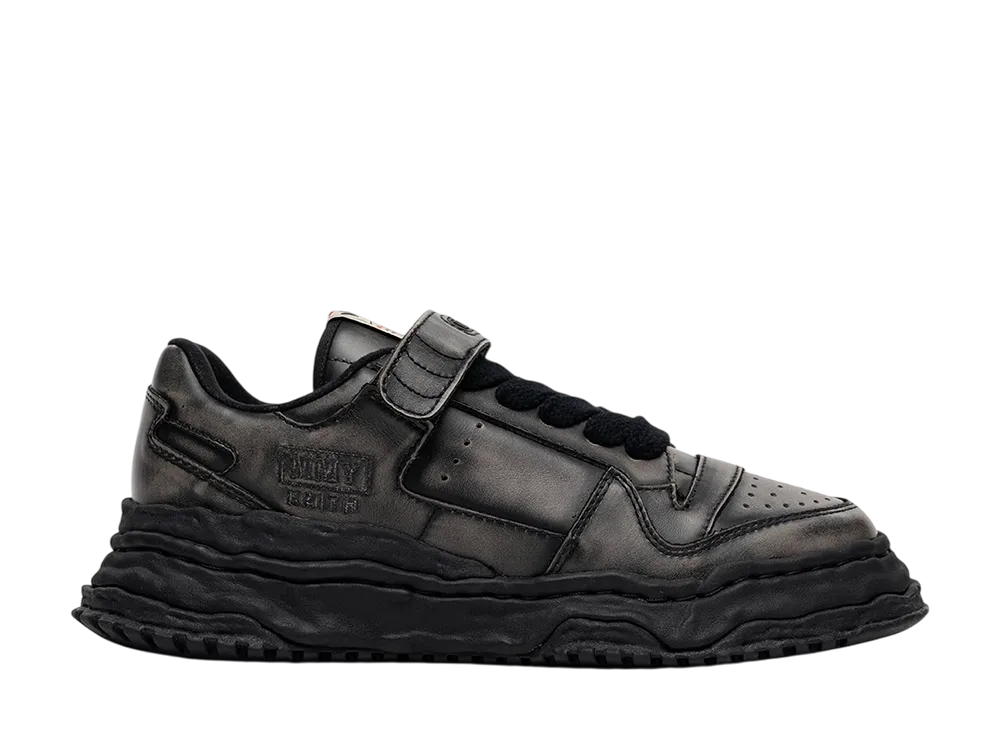 メゾンミハラヤスヒロ キース オリジナルソール ヴィンテージ エフェクト レザーローカットスニーカー "ブラック/ブラック" (A16FW715)