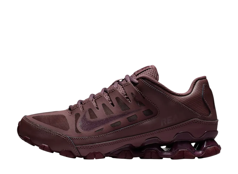 ナイキ ウィメンズ リアックス8 TR "タトゥー/バーガンディクラッシュ"