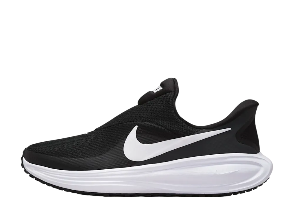 ナイキ ウィメンズ レボリューション8 イージーオン "ブラック/ホワイト"