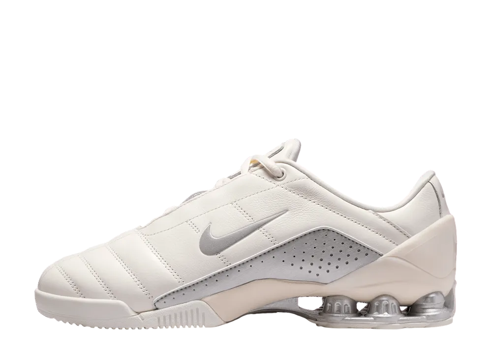 ナイキ ウィメンズ トータル90 ショックス マジア "セイル/メタリックシルバー"