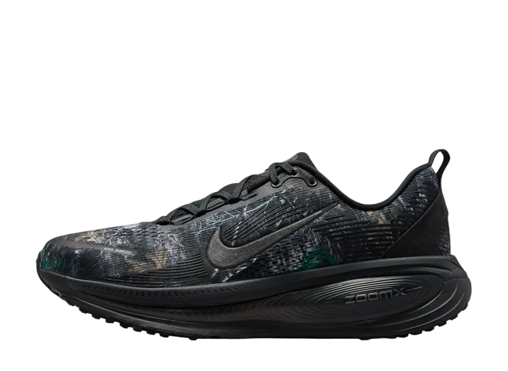 ナイキ ボメロ18 "リアルツリー"