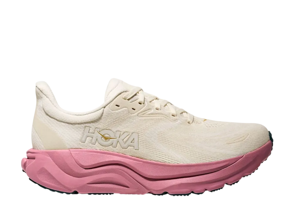 ホカ ウィメンズ アラヒ8 "アラバスター/リンゴンベリー"