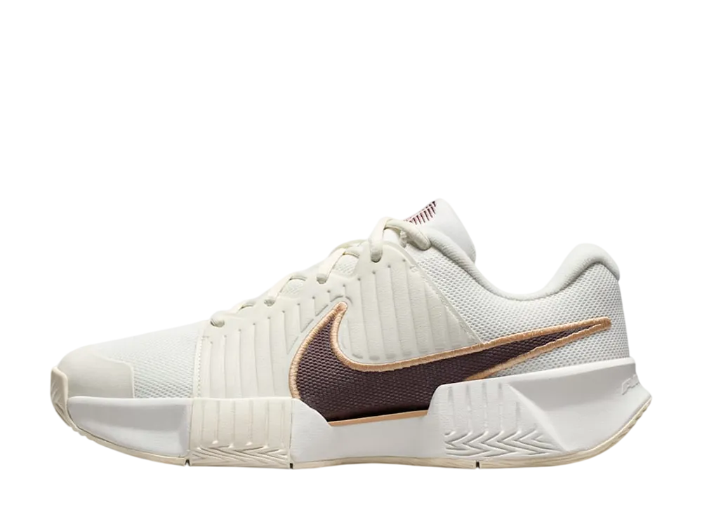 ナイキ ウィメンズ GPチャレンジプロ "ペールアイボリー/ヴァケッタタン/タトゥー"