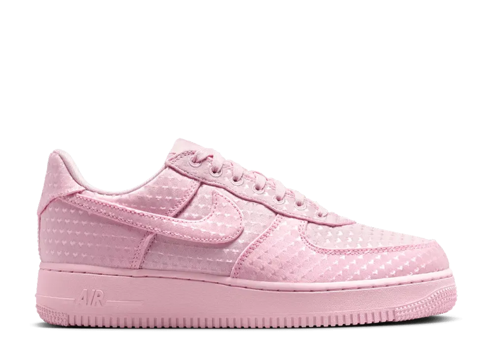 Nike Women's Air Force 1 Low 