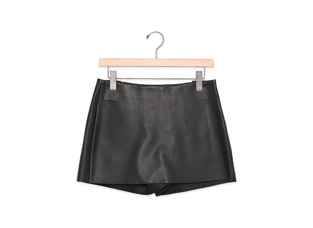 COMOLI Calfskin Skort "Black"