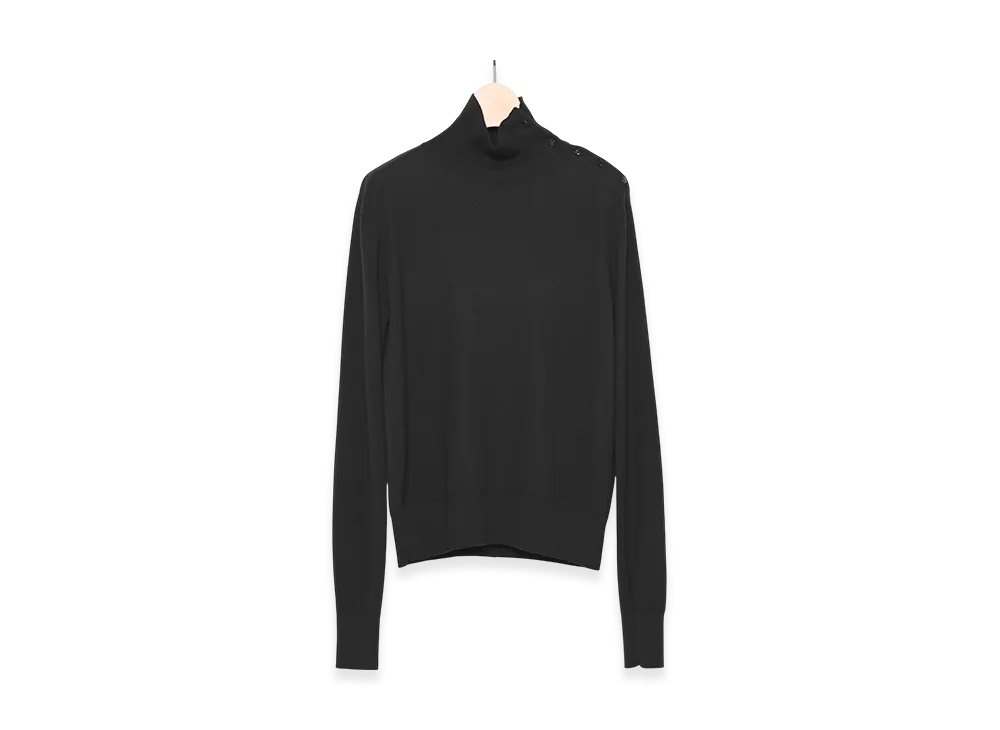 COMOLI Shoulder Button High Neck Knit "Black"