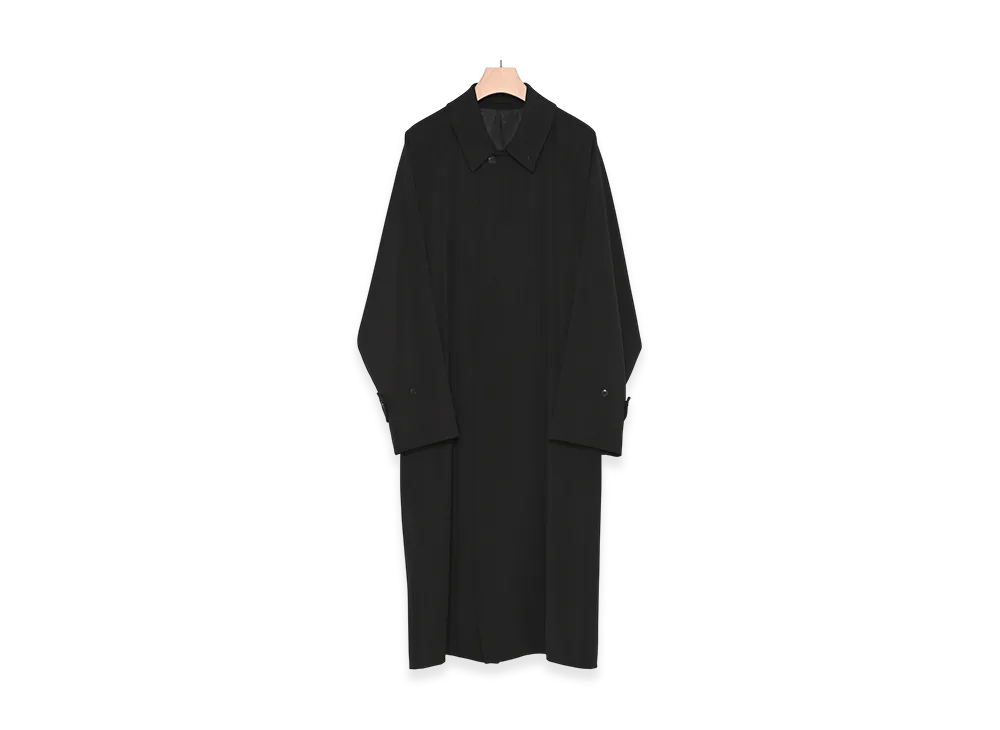 COMOLI Wool Gabardine Balmacaan Coat "Black"
