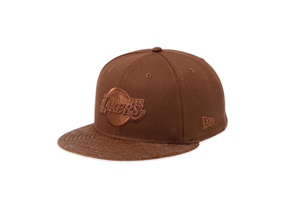 NEW ERA 59Fifty Year Of The Horse Los Angeles Lakers "Brown"