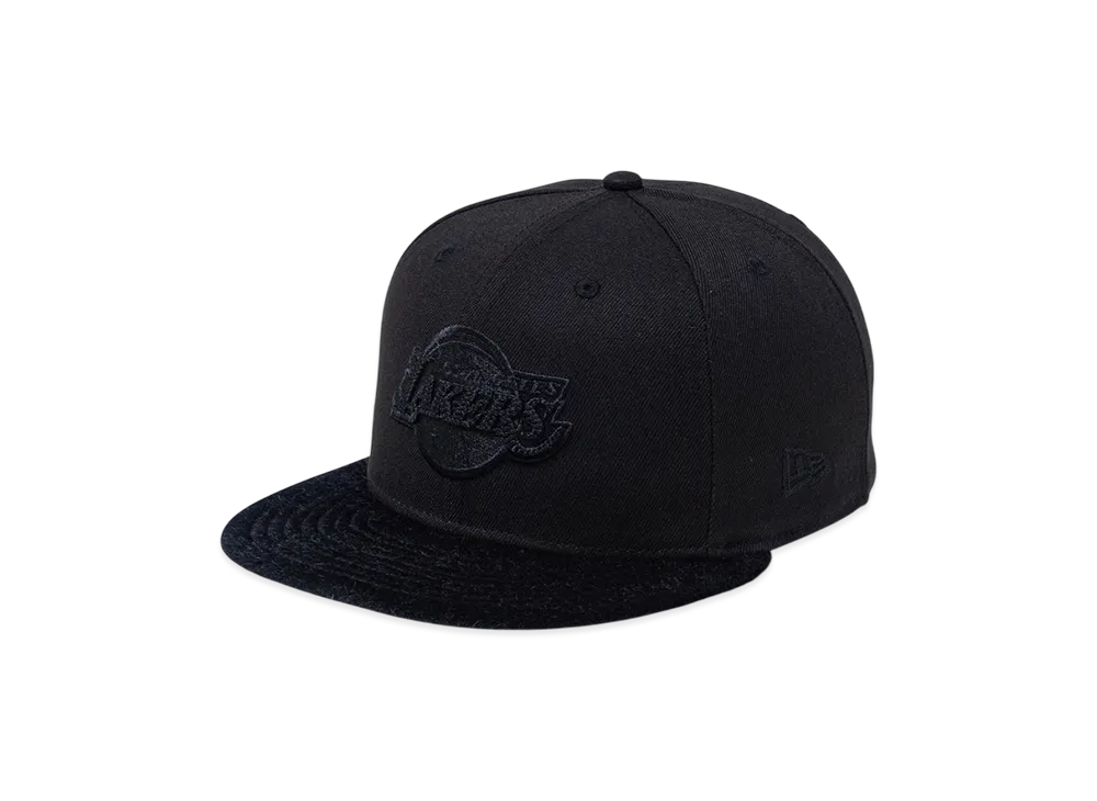 NEW ERA 59Fifty Year Of The Horse Los Angeles Lakers "Black"