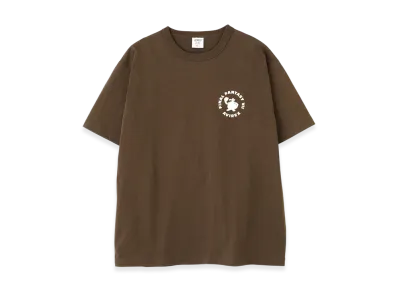 AVIREX x Final Fantasy VII Remake Crew Neck T-Shirt "Caitsith&Moogle" "Brown"