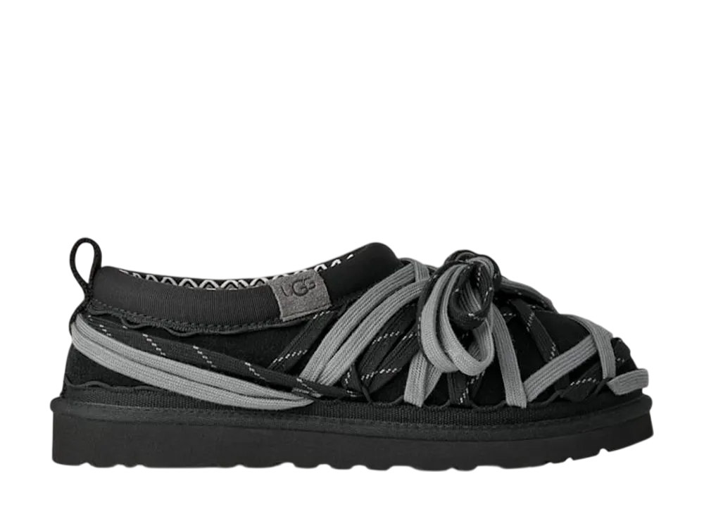 アグ タスマン レース "ブラック"