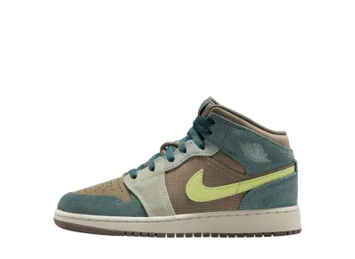 Nike GS Air Jordan 1 Mid "We Outside"