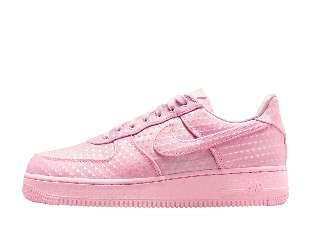 ナイキ ウィメンズ エアフォース1 ロー "バレンタインデー/ピンクフォーム" (2026)