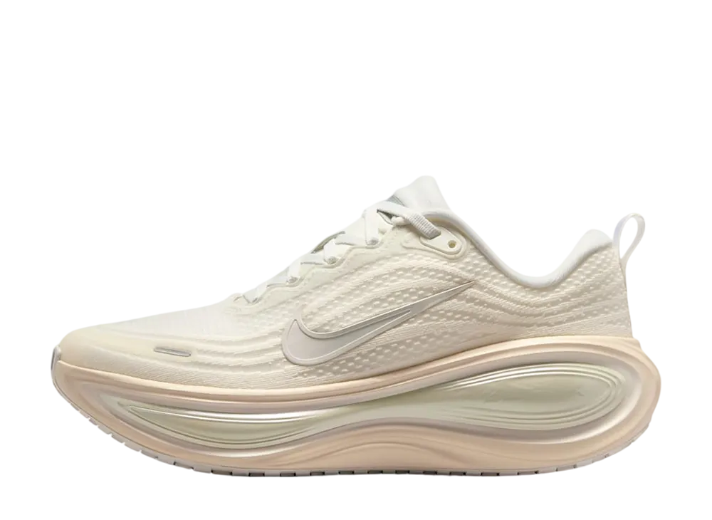 Nike Women's Vomero Plus "Summit White/Phantom/Pure Platinum/Chalk"