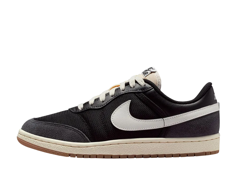 ナイキ ウィメンズ エアジョーダン スカイライン ロー "ブラック/サミットホワイト"