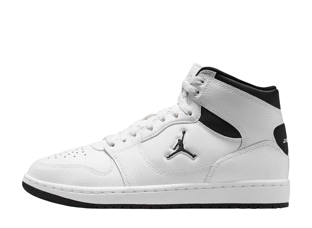 ナイキ ウィメンズ ジョーダン コート コネクト ミッド "ホワイト/ブラック"