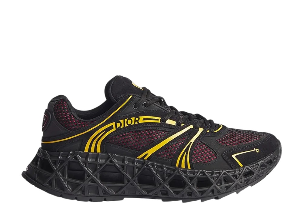 ディオール B35 NXXT スニーカー スエード テクニカル ファブリック & テクニカル メッシュ "ブラック/イエロー/レッド"
