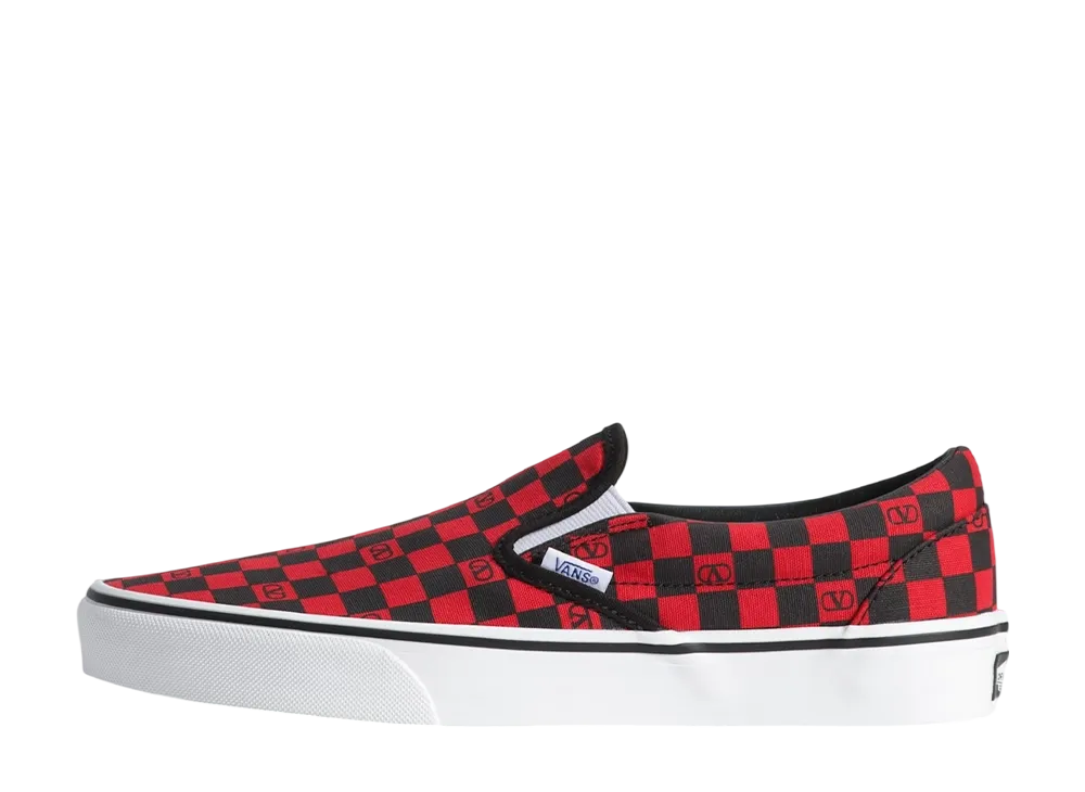 ヴァレンティノ ガラヴァーニ × バンズ クラシック スリッポン "レッドチェッカーボード "