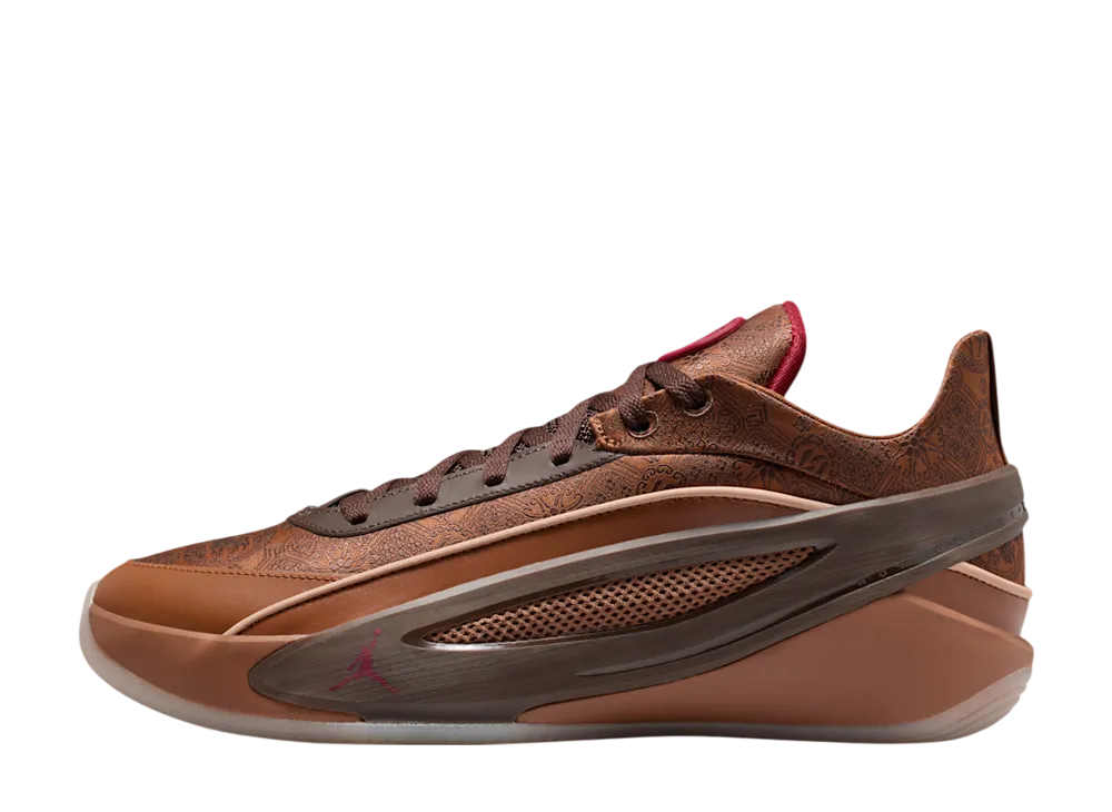 ナイキ ルカ5 "ルナニューイヤー" (IQ0566-201/IQ0567-201)