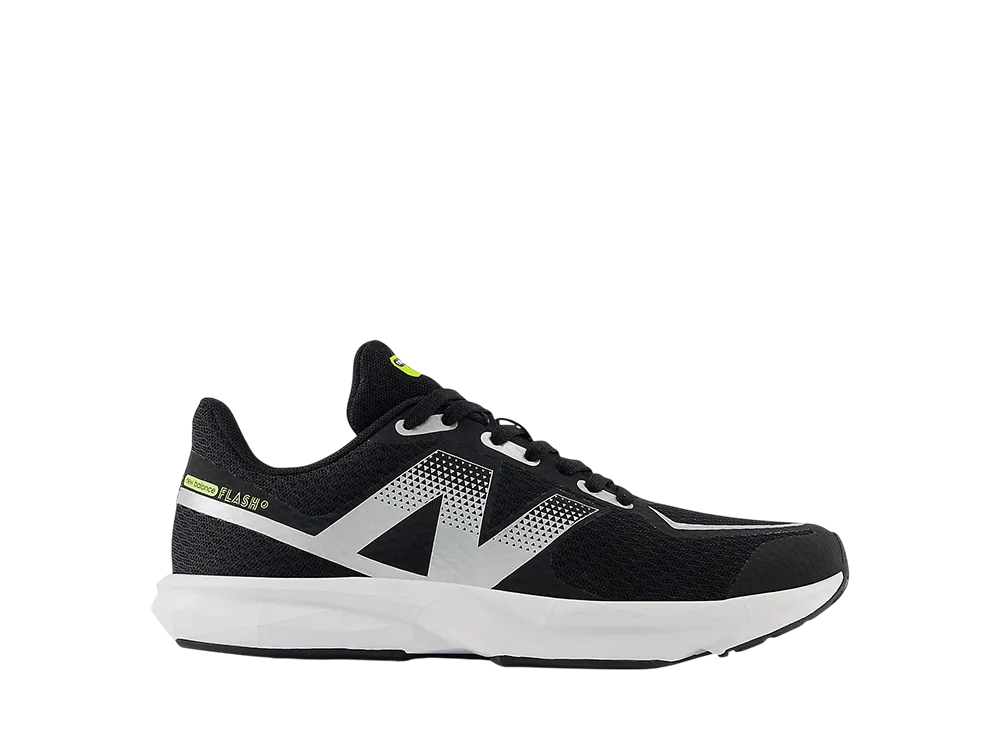 ニューバランス GS フラッシュ V7 レース "ブラック/NB103ホワイト" (キッズ)