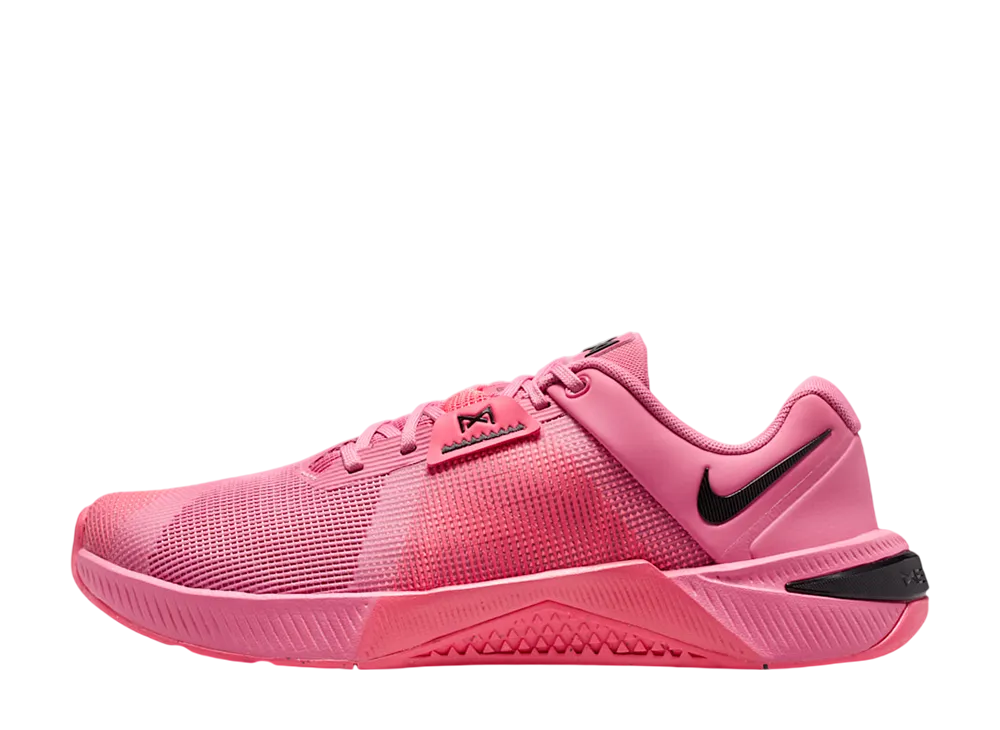 ナイキ ウィメンズ メトコン10 "ピーアニ/シーコーラル/ラバグロー/ブラック"