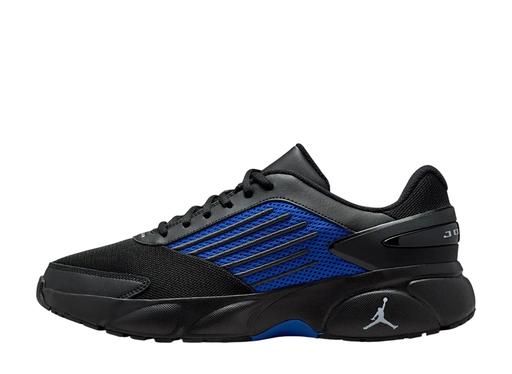 ナイキ ジョーダン トランナー フロー "ブラック/ホワイト"