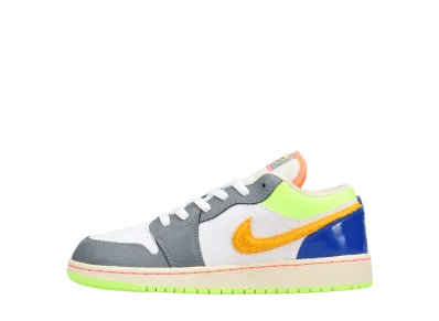 Nike GS Air Jordan 1 Low "White/Coconut Milk/Ghost Green/Laser"
