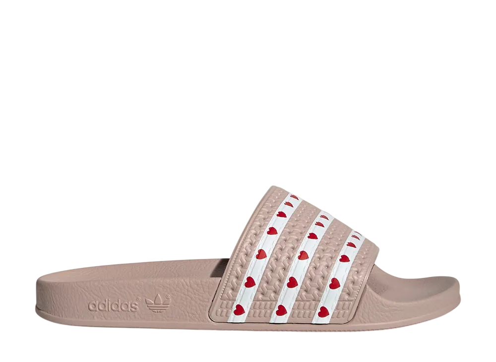 アディダス ウィメンズ アディレッタ スライド "ワンダークォーツ"