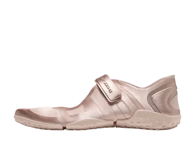 SKIMS × Nike Women's Rift Mesh "Silt Red"