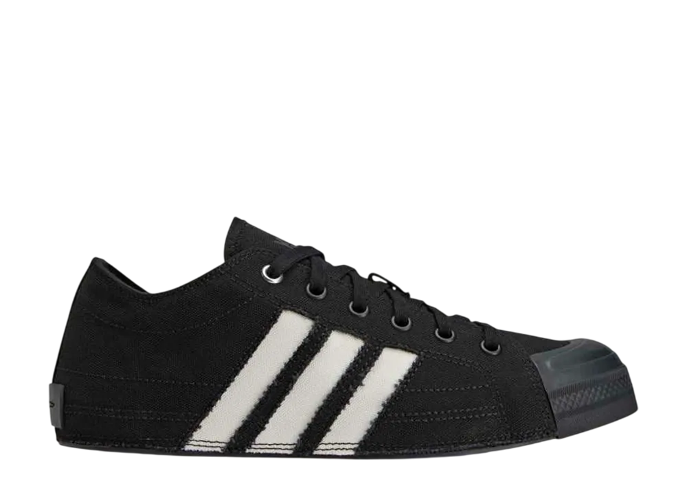 アディダス ワイスリー ニッツァ ロー "ブラック/オフホワイト"