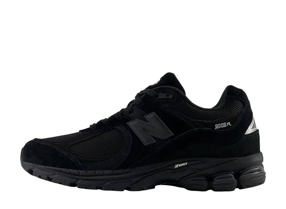 ニューバランス 2002R "ブラック"