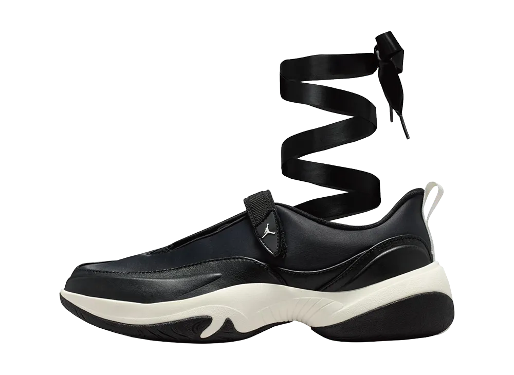 ナイキ ウィメンズ ジョーダン ポイント "ブラック/セイル"